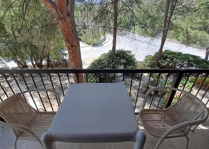 Apartment Calming Mountain View With Balcony & Free Parking Near Kakopetria *