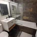 Calming Mountain View With Balcony & Free Parking Near Kakopetria ניקוסיה