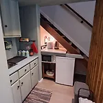 Calming Mountain View With Balcony & Free Parking Near Kakopetria דירה