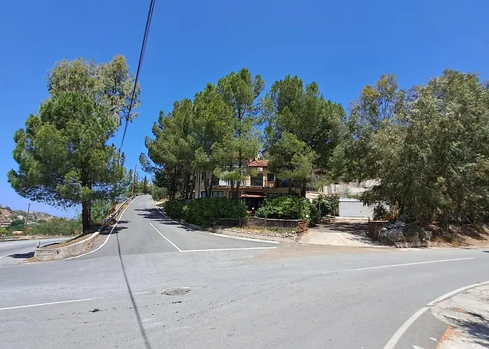 Calming Mountain View With Balcony & Free Parking Near Kakopetria Апартаменти *